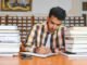 স্কলারশিপ রিনিউ করার নিয়ম ও শর্ত ২০২৬ – সম্পূর্ণ গাইড স্কলারশিপ রিনিউ করার নিয়ম ও শর্ত – শিক্ষার্থী অনলাইনে আবেদন করছেন