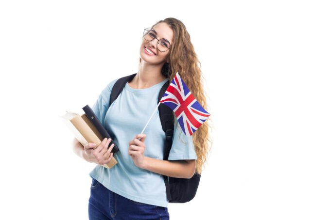 যুক্তরাজ্যে (UK) পড়াশোনার সুযোগ ও শর্ত ২০২৬-২০২৭ (সম্পূর্ণ গাইড) যুক্তরাজ্যে পড়াশোনার সুযোগ ও শর্ত – UK বিশ্ববিদ্যালয়ে শিক্ষার্থীরা